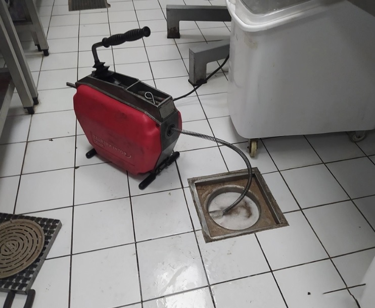 Ataşehir Robotla Klozet Açma